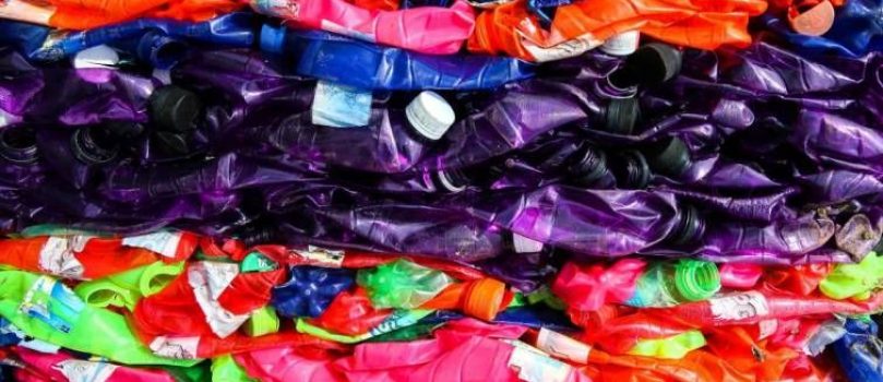 DESARROLLAN UN PLÁSTICO QUE SE RECICLA INDEFINIDAMENTE